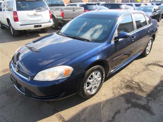 2010 Chevrolet Impala Police 4dr Sedan w/1LS